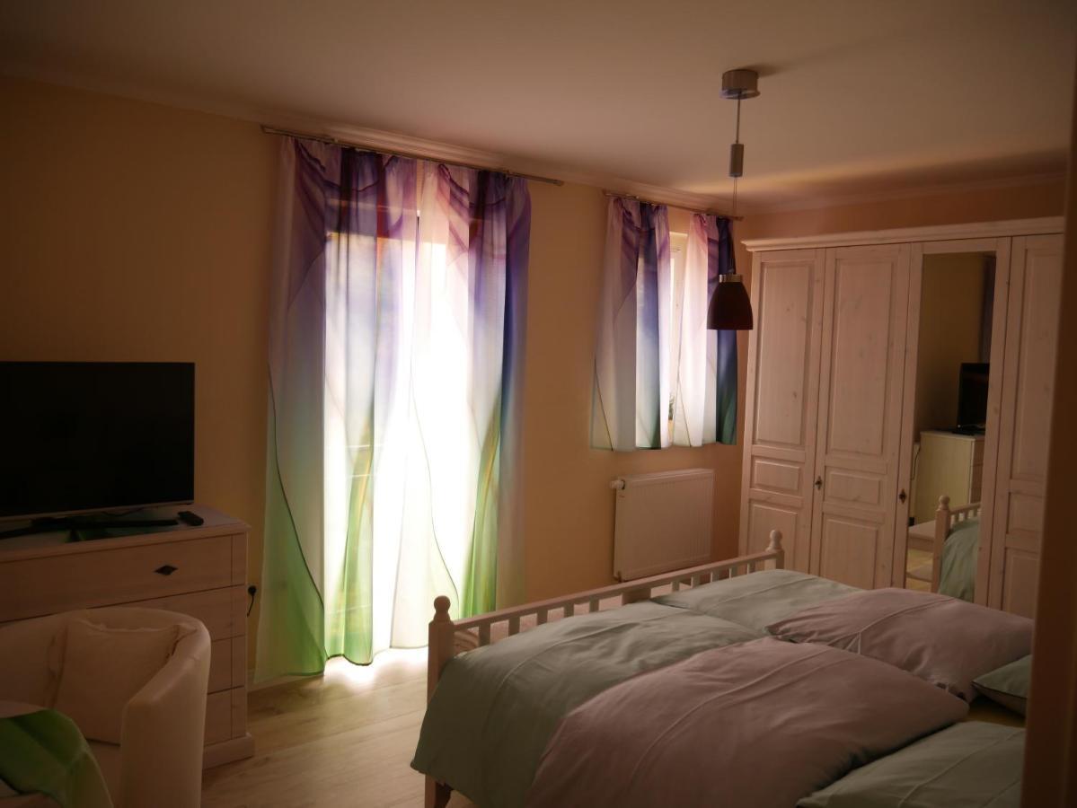 Ferienzimmer Weltenbummler,Rheinsberg Exterior foto